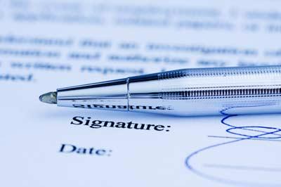 Are invoices without an electronic signature valid?