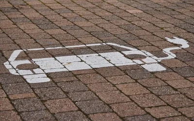 Legal Framework for Electric Vehicle Charging Service Providers in Spain: CPOs, EMSPs and Interoperability Agreements